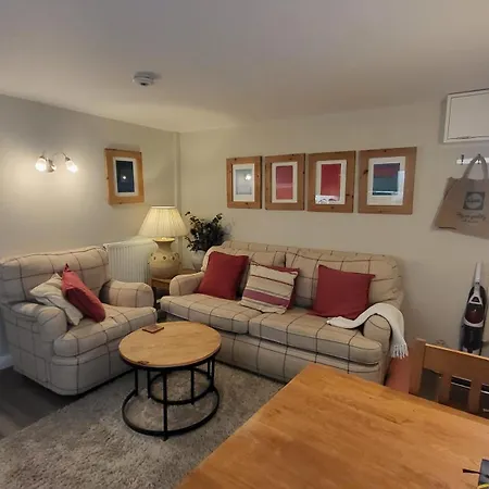 The Den, 2 Mins Chelt High Street, John Lewis Etc Apartment Cheltenham Exterior photo